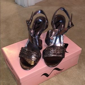 Nina heels size 8